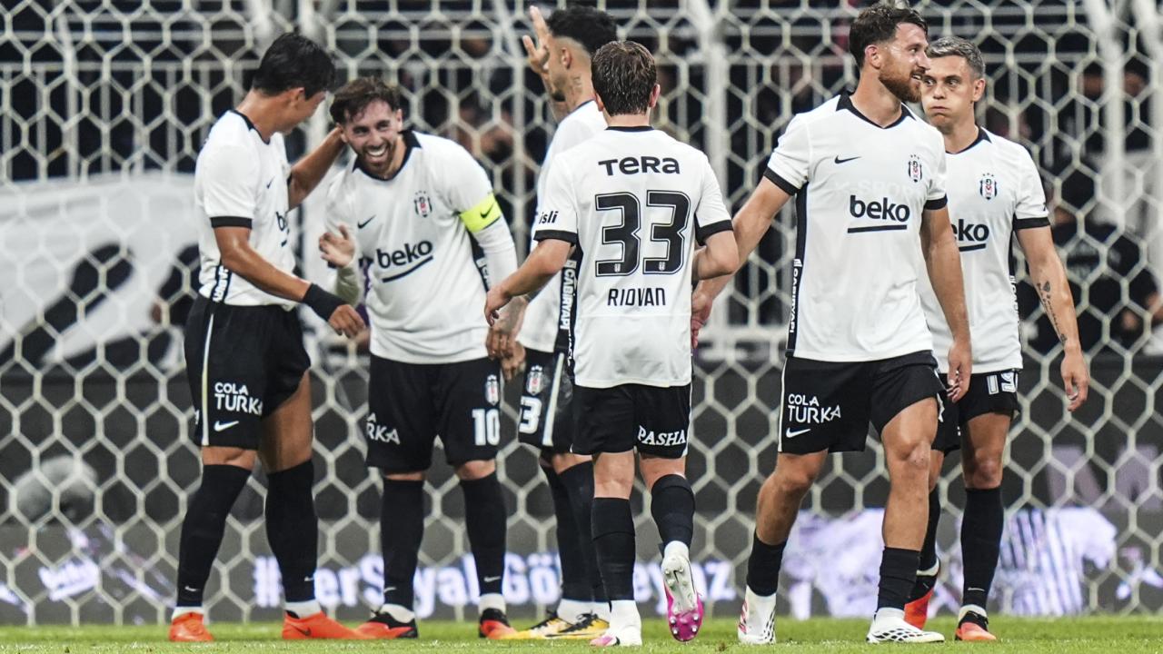 besiktasaa-2483917.jpg