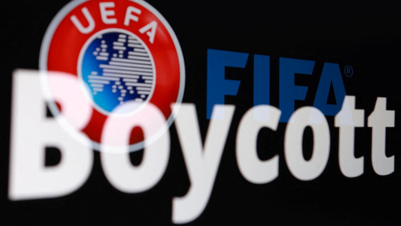 fifa-uefa-boykot-reu-2480286.jpg