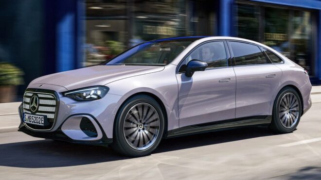 Yeni Mercedes-Benz C-Class'ın C 300 sürümü duyuruldu
