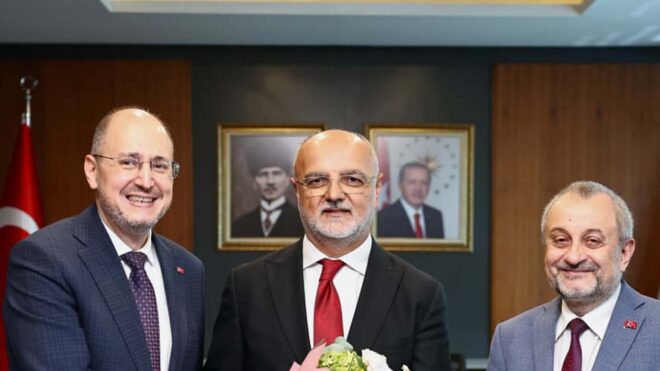 BTK Başkanı Mehmet Koçyiğit: “Operatörlere, afet anında sahaya hızla ulaşabilecek haberleşme gücünü hazır tutma yükümlülüğü getirdik.”