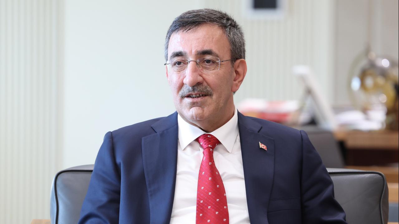 cevdet-yilmaz-2479231.jpg