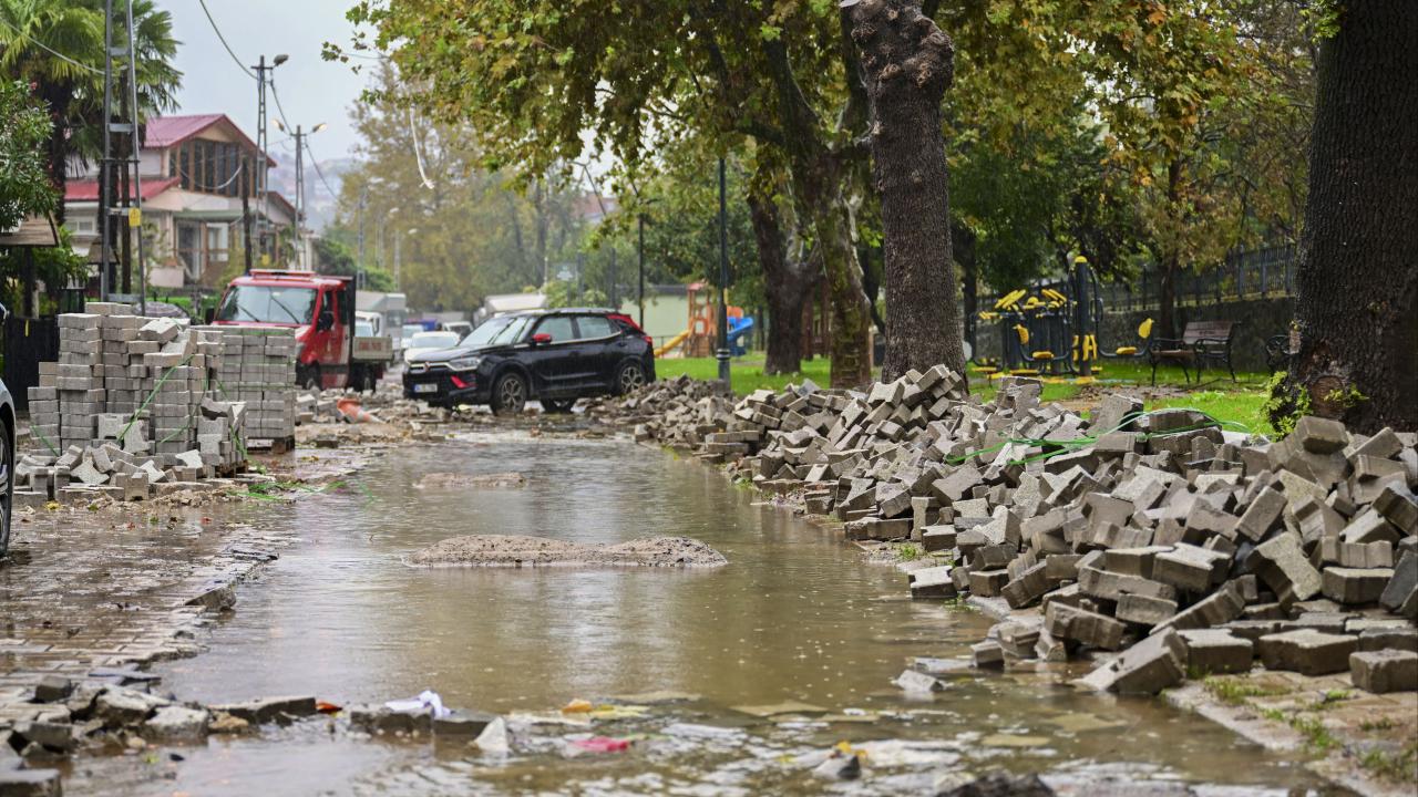 istanbul-saganak-2495986.jpg