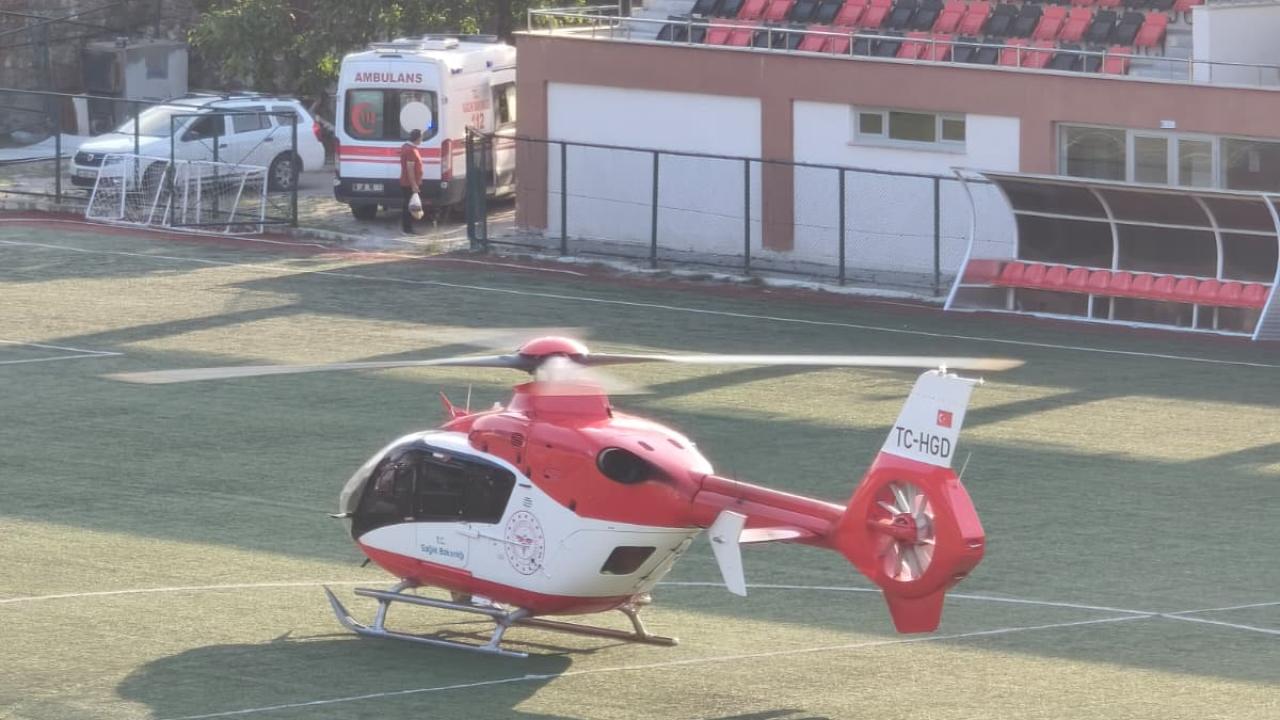 ambulans-helikopterdha-2479080.jpg