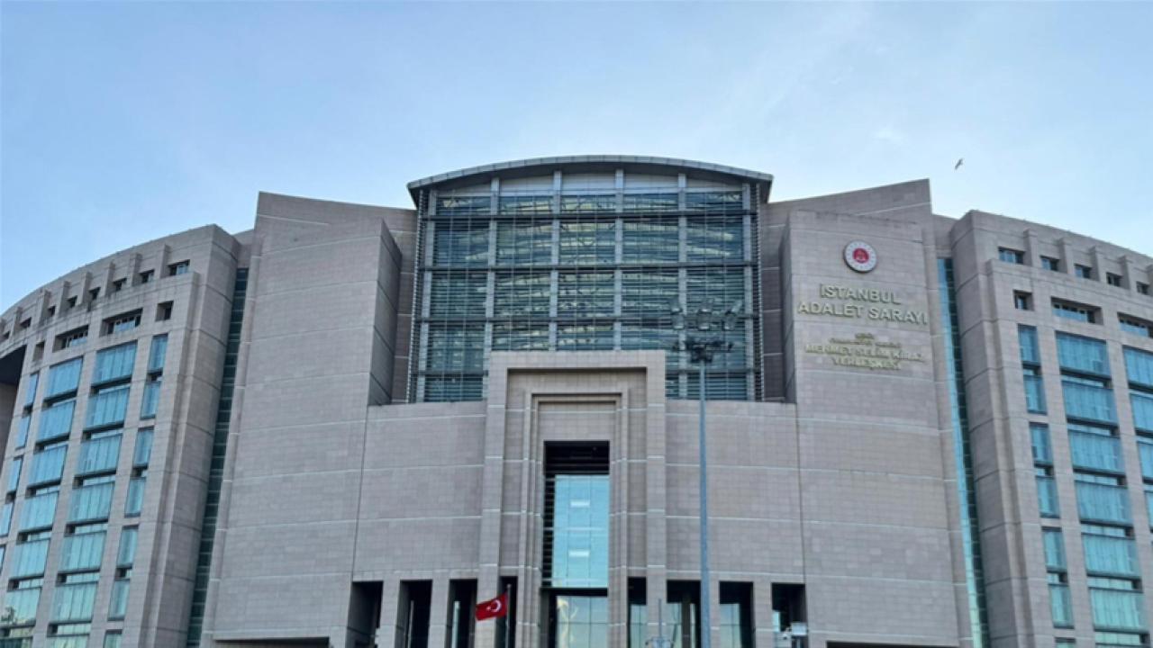 istanbul-adalet-sarayi-aa-2344893.jpg