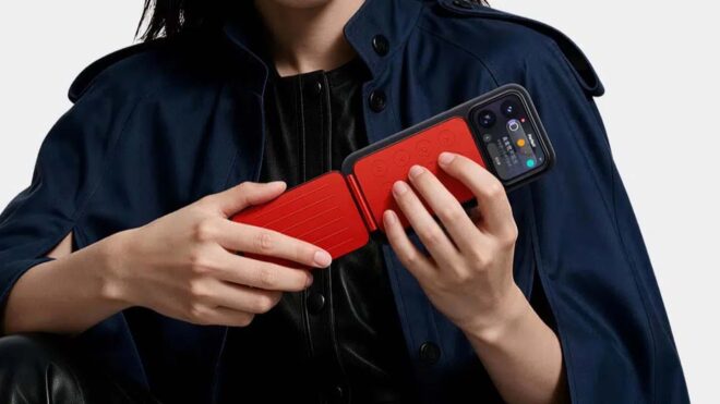Xiaomi'den 18 Pro serisine yönelik ilginç aksesuar: Pocket Guitar