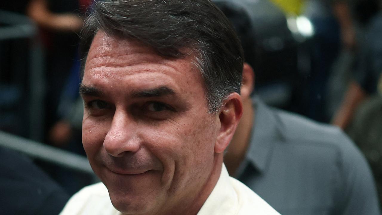 flavio-bolsonaro-reu-2499269.jpg