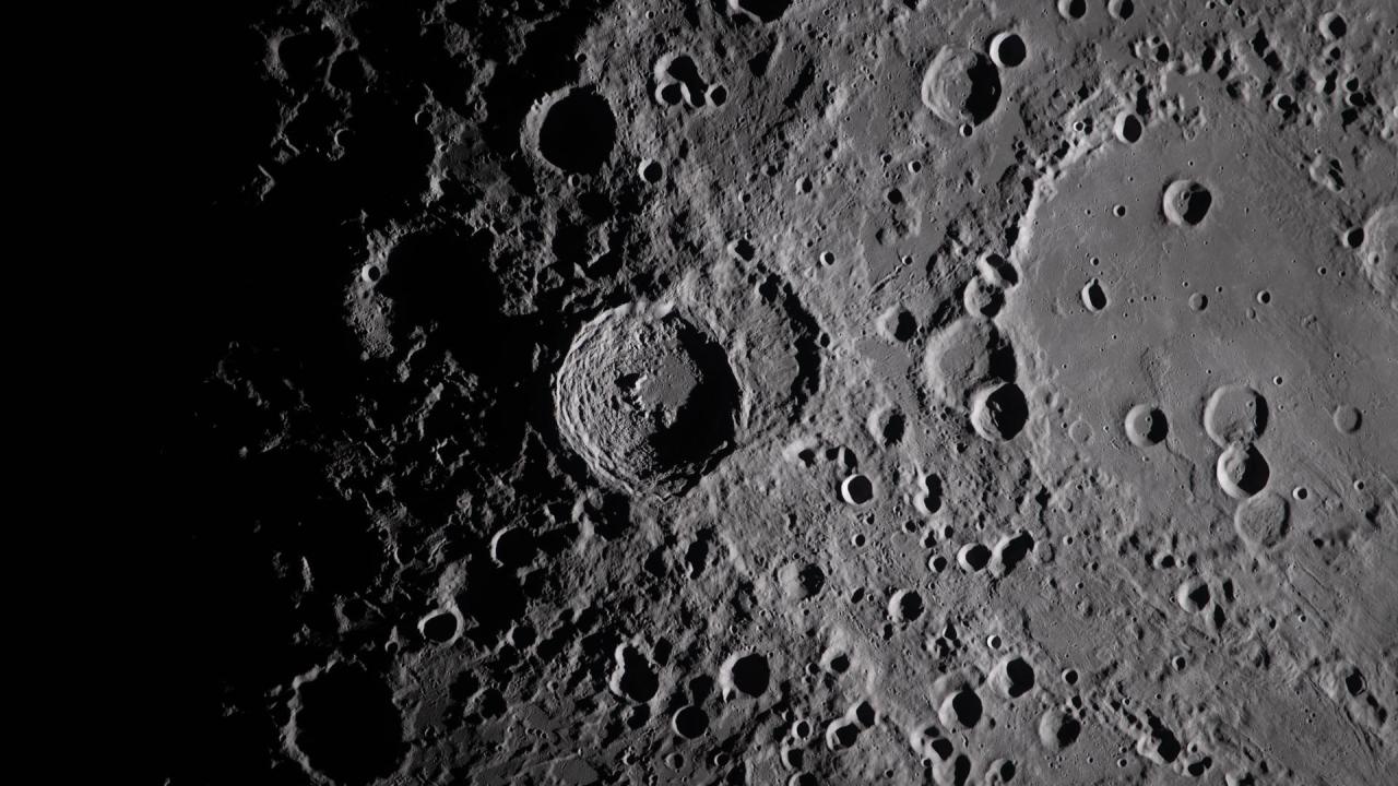 moon-2452131.jpg
