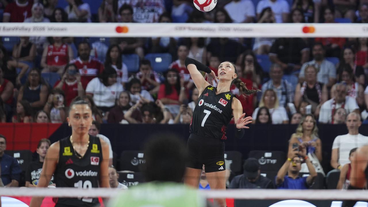 voleybol-aa-2484363.jpg