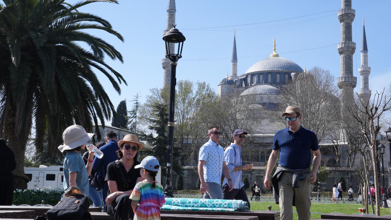 istanbul-turistaa-2240820.jpg