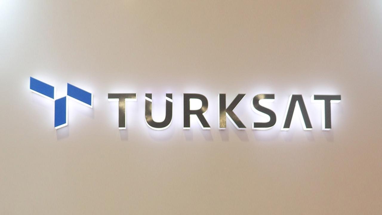 turksat-1864409.jpg