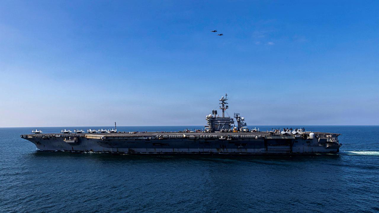 uss-abraham-lincoln-2481837.jpg
