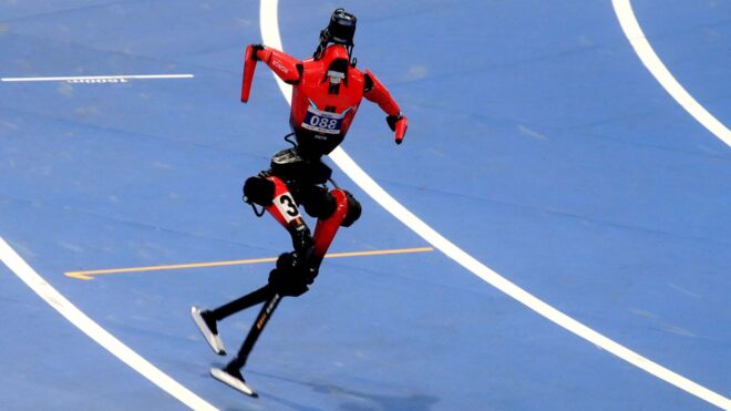 İnsansı robotlar Usain Bolt'un 100 metre rekorunu geride bıraktı