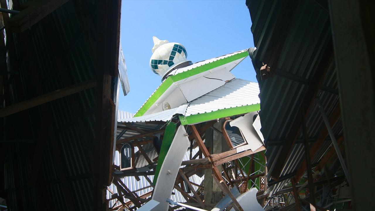 endonezya-deprem-aa-2482911.jpg