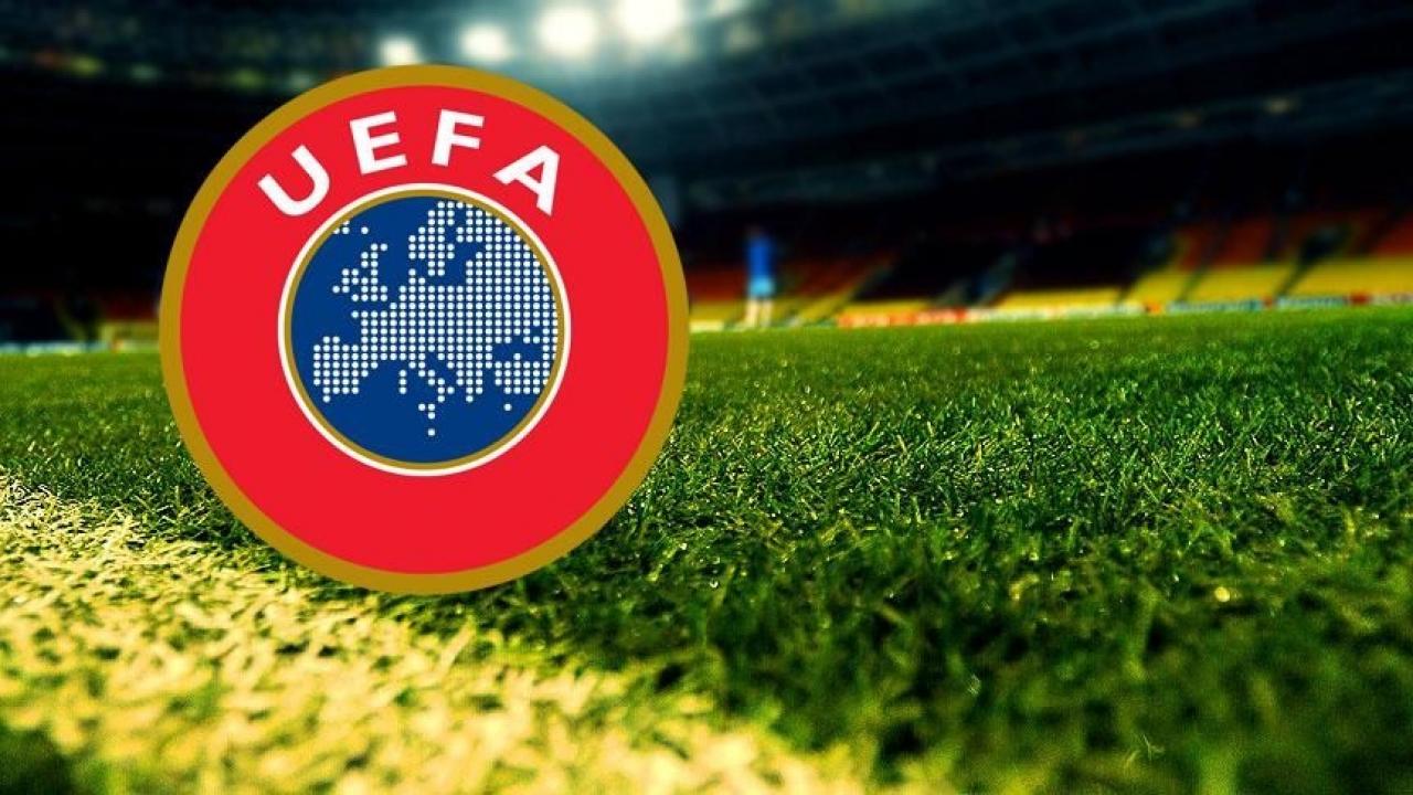 uefa-1570880.jpg